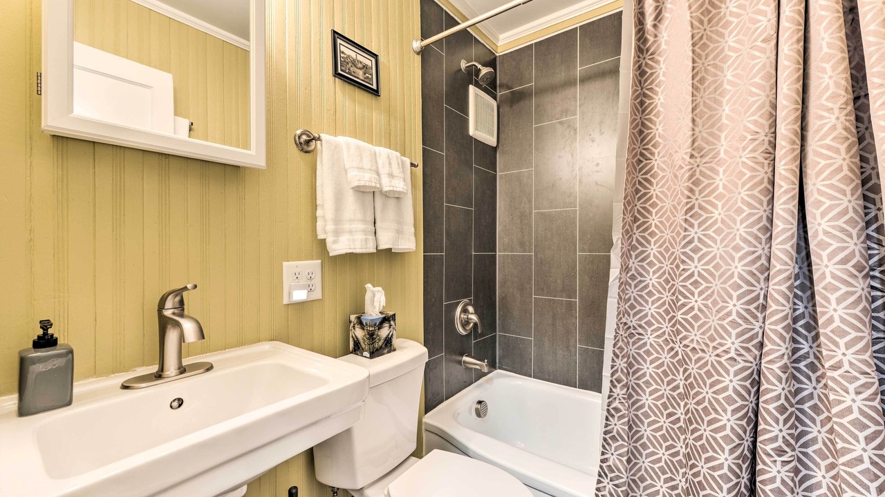 Photo of Bathroom in East Raleigh
