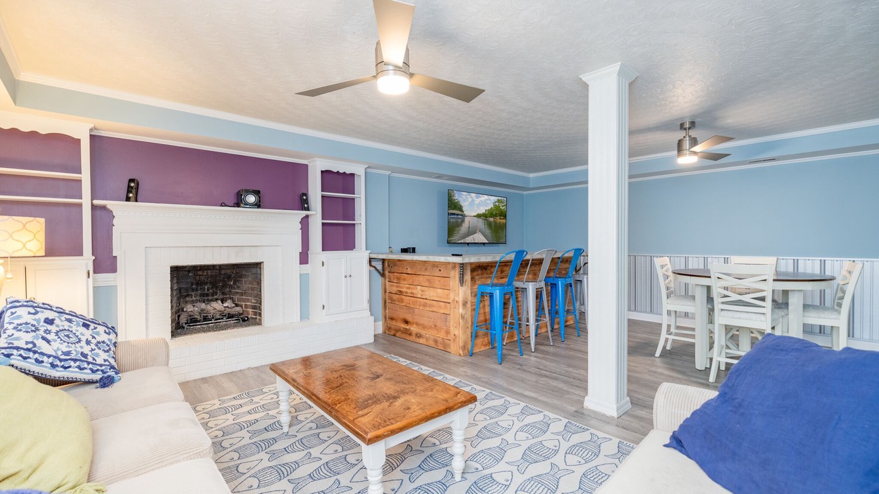 Photo of Livingroom in Myrick Estates