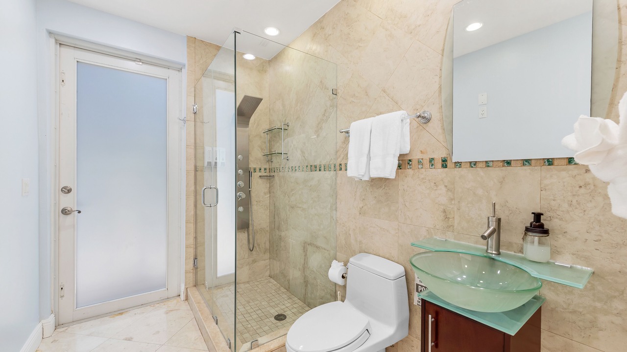 Photo of Bathroom in North Bay Village
