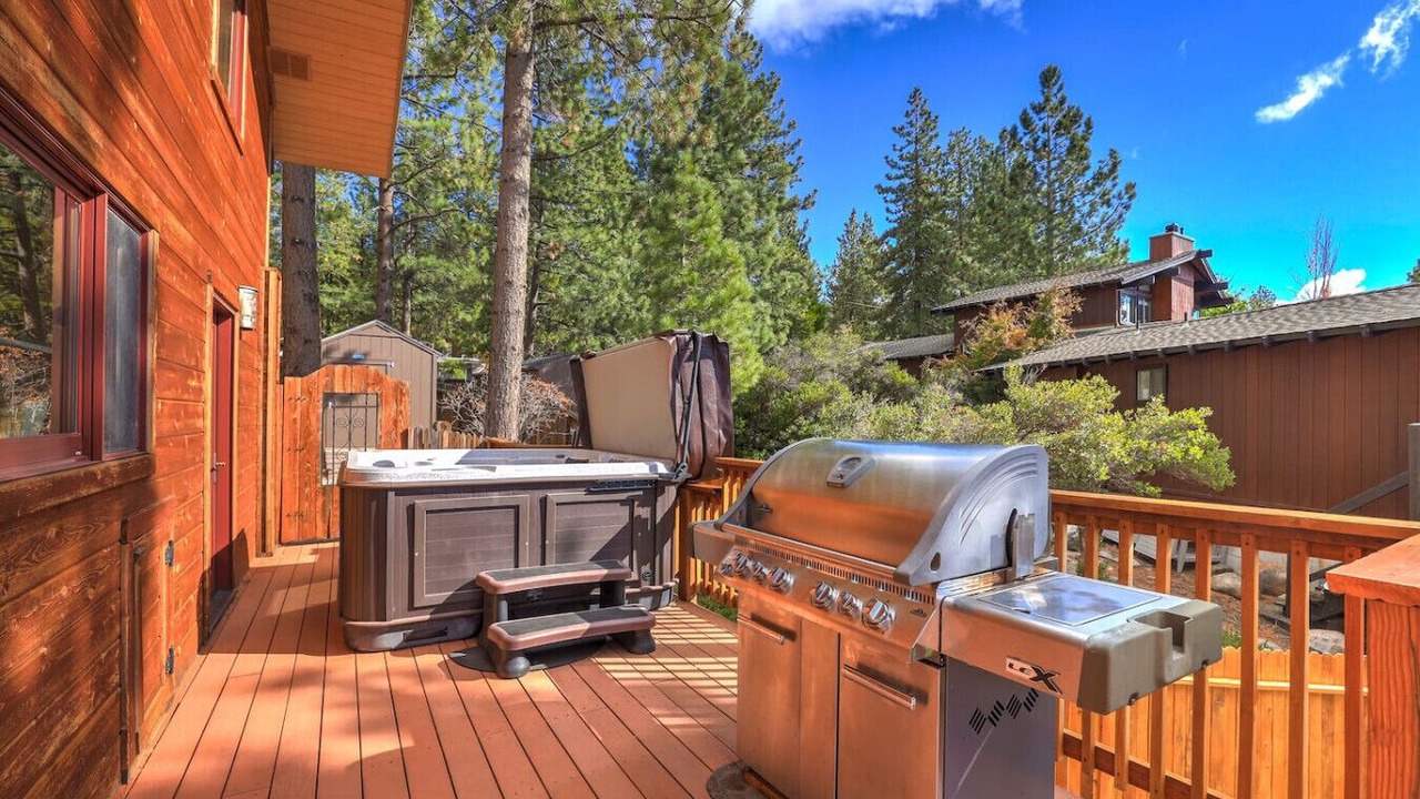 Photo of Patio Balcony in Zephyr Cove