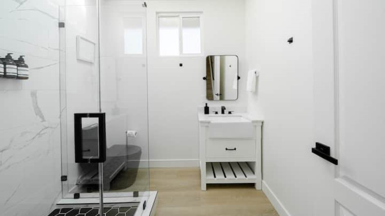 Photo of Bathroom in Hermosa Beach