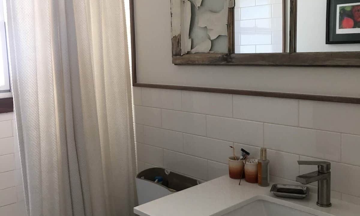Photo of Bathroom in Southwest Berkeley