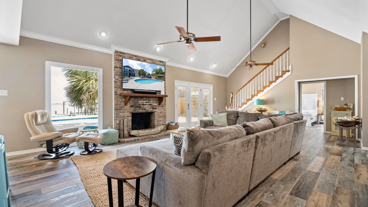 Photo of Livingroom in Pass Drury