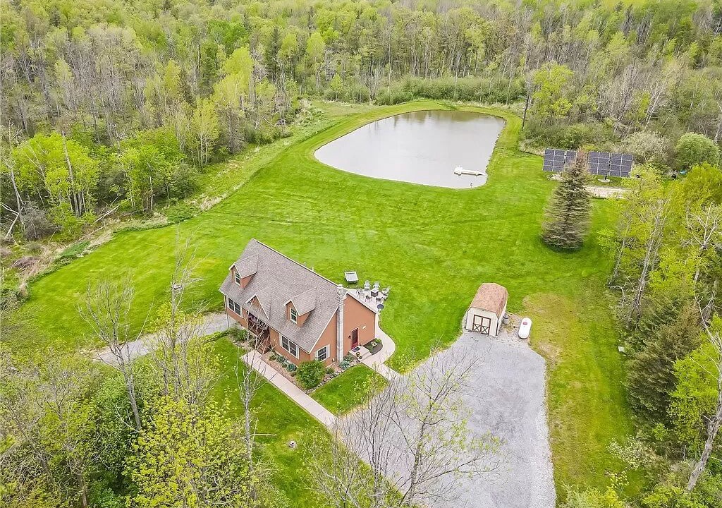 Photo of Outdoor in Springwater