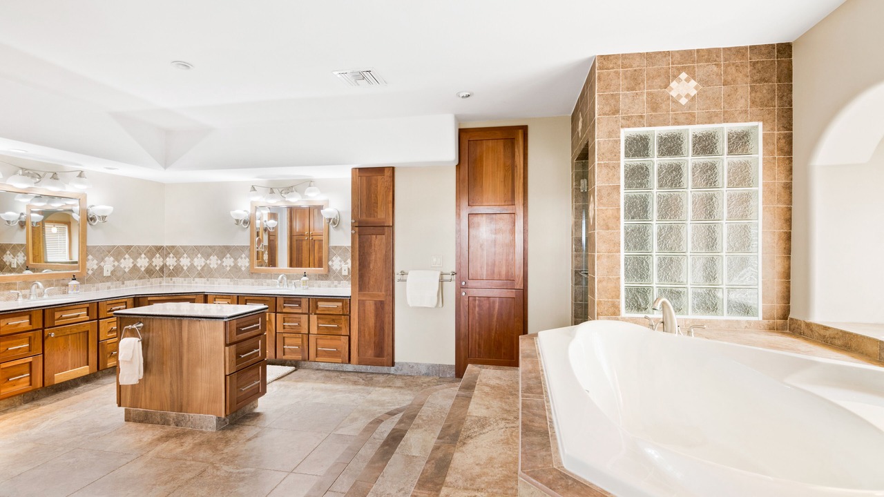 Photo of Bathroom in George Town