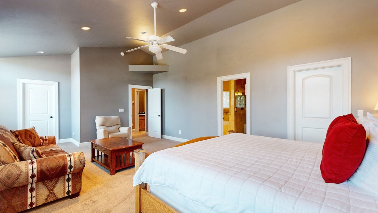 Photo of Bedroom in Mountain View Estates