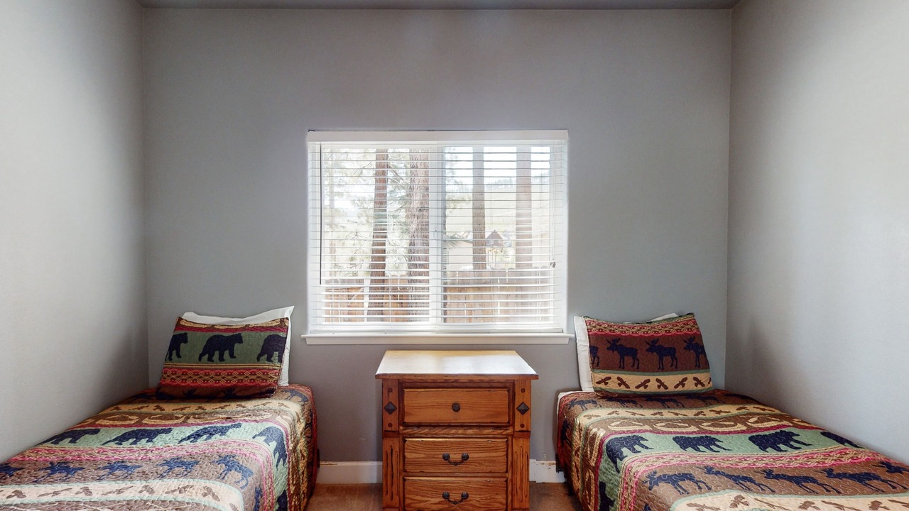 Photo of Bedroom in Mountain View Estates