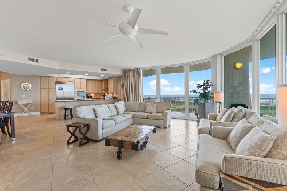 Photo of Livingroom in Orange Beach East