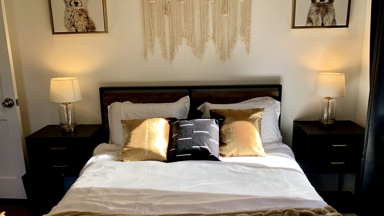 Photo of Bedroom in Lake Balboa
