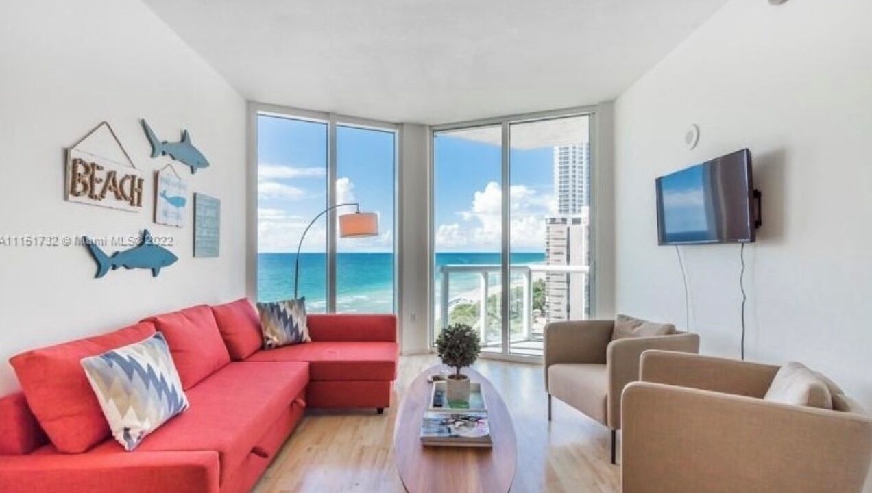 Photo of Livingroom in North Beach