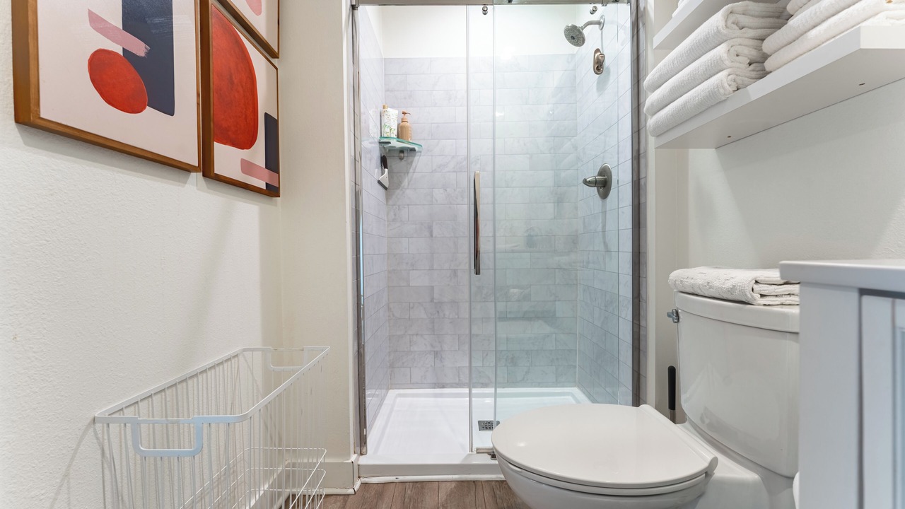 Photo of Bathroom in Thousand Oaks
