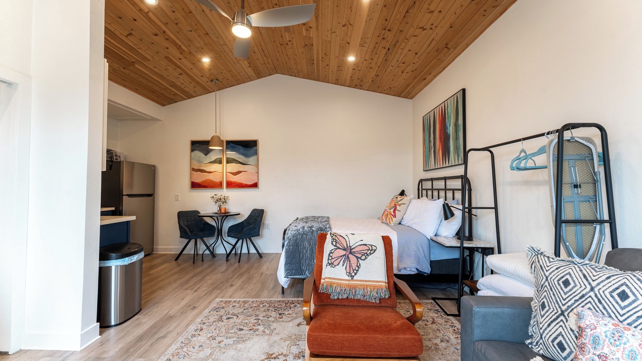 Photo of Bedroom in Thousand Oaks