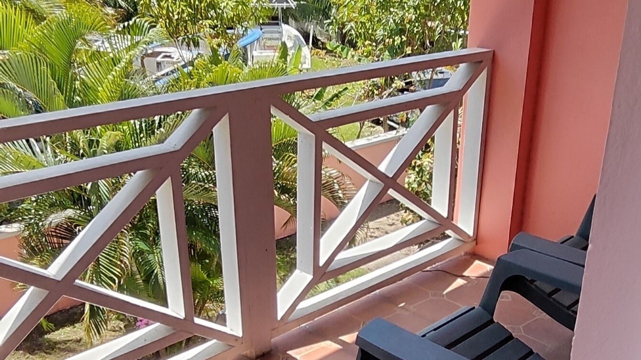 Photo of Patio Balcony in Coral Harbour