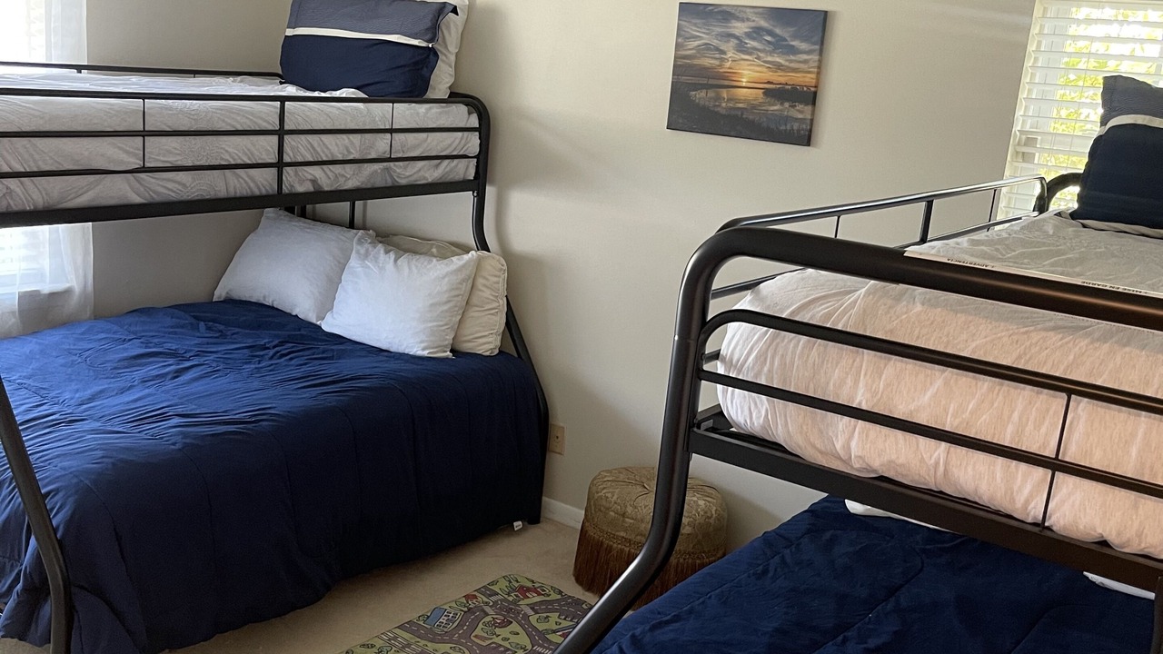 Photo of Bedroom in Long Beach