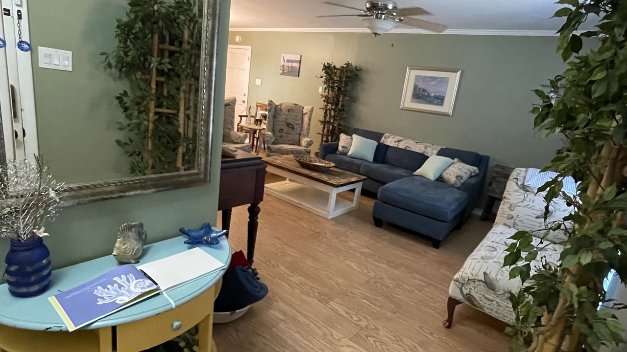 Photo of Livingroom in Long Beach