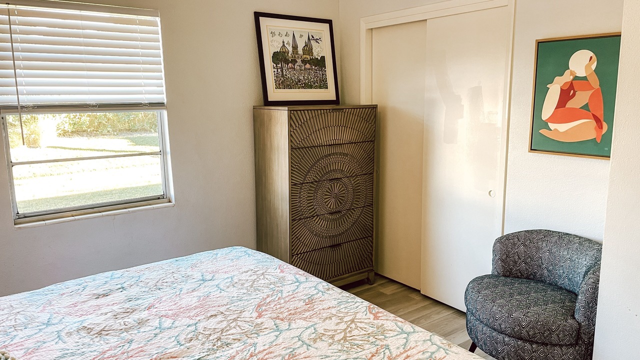 Photo of Bedroom in Golden Beach