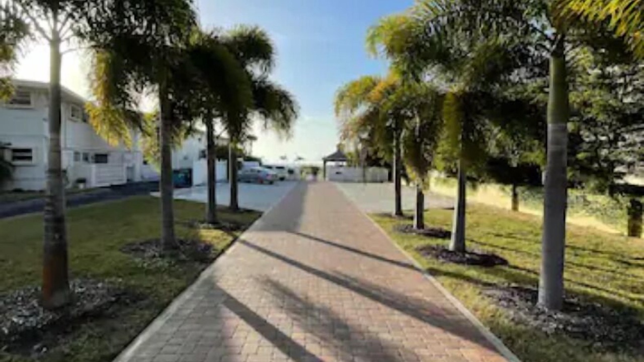 Photo of Outdoor in Golden Beach