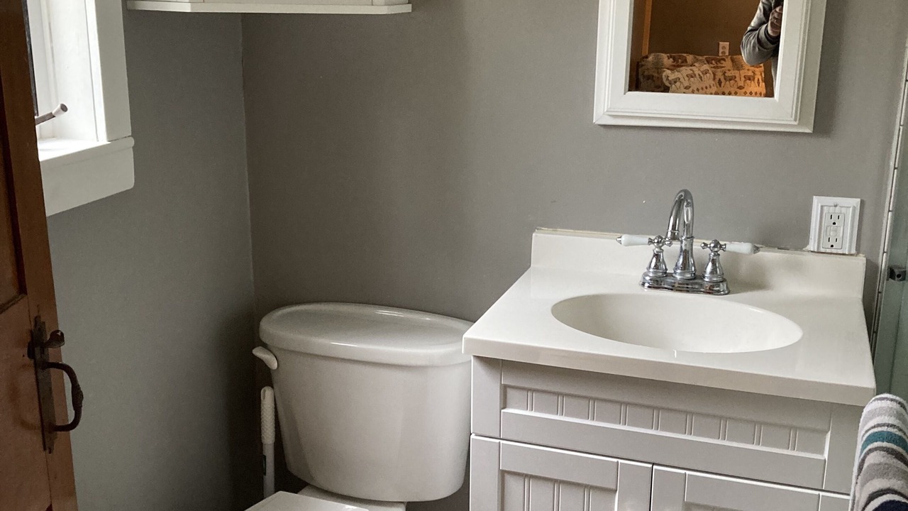 Photo of Bathroom in Ionia