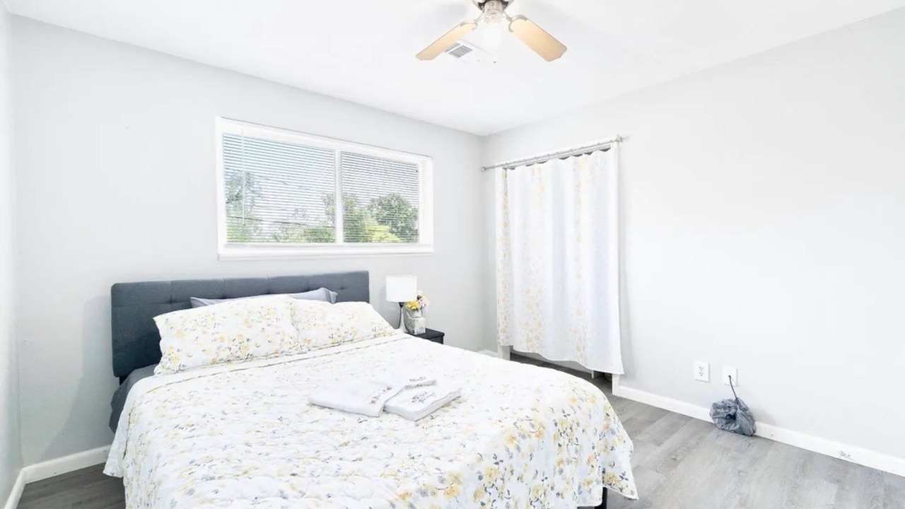 Photo of Bedroom in Northeast Pensacola