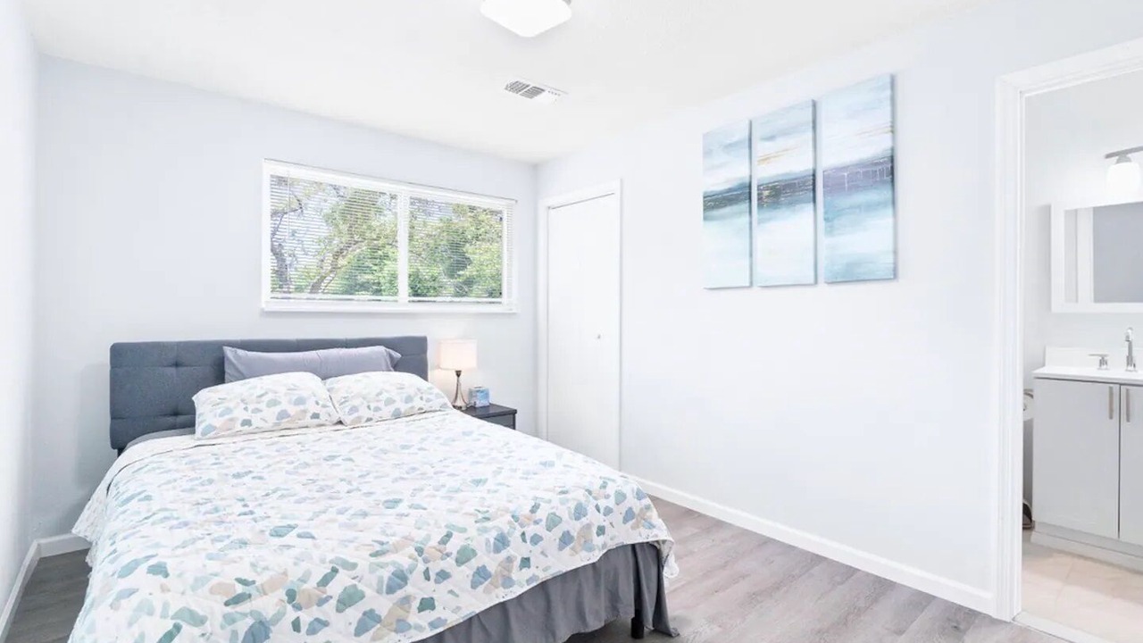 Photo of Bedroom in Northeast Pensacola