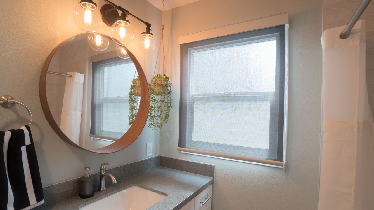 Photo of Bathroom in East Pasadena