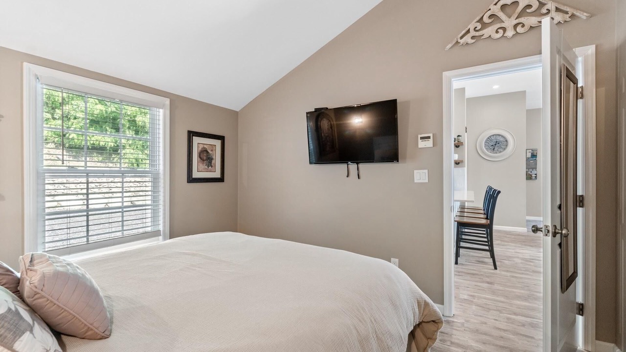 Photo of Bedroom in Newburgh