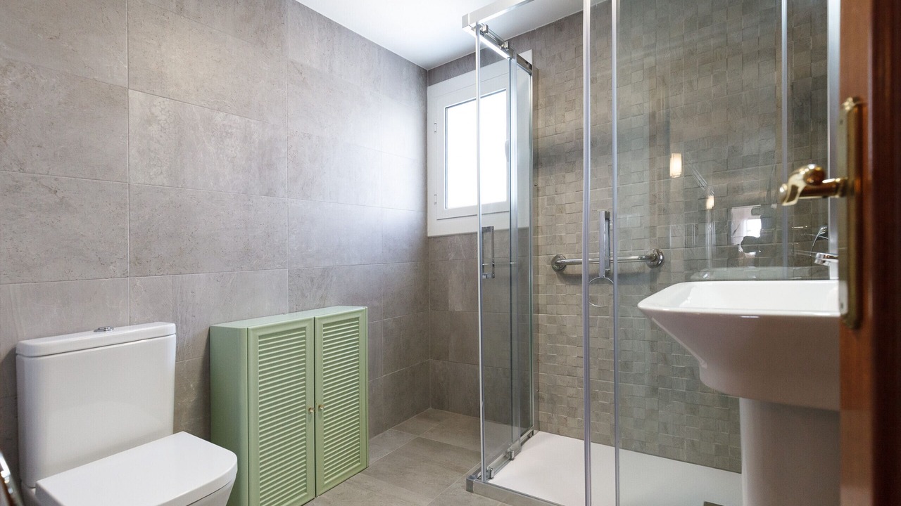 Photo of Bathroom in Salou City Centre