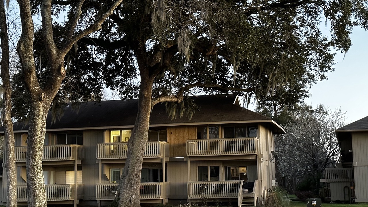 Photo of Others in Daphne