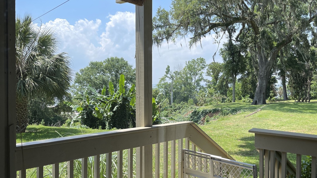 Photo of Others in Daphne