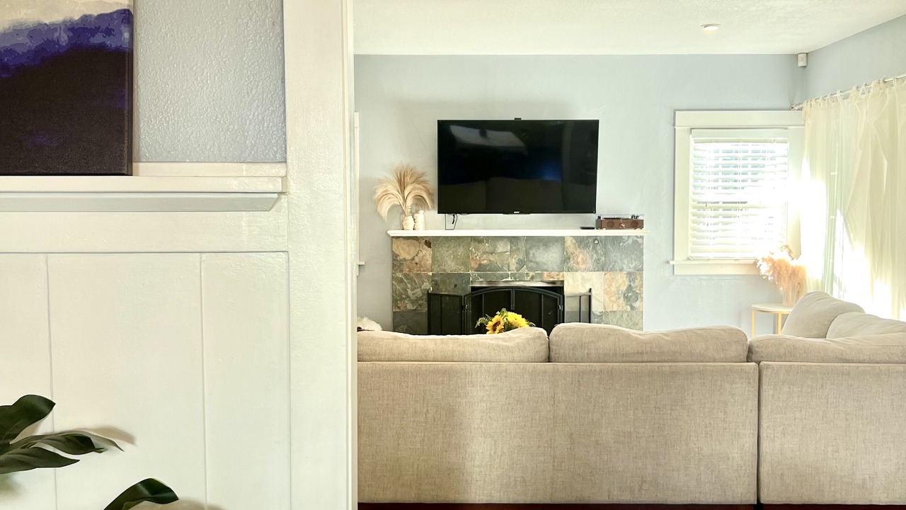 Photo of Livingroom in Hollywood