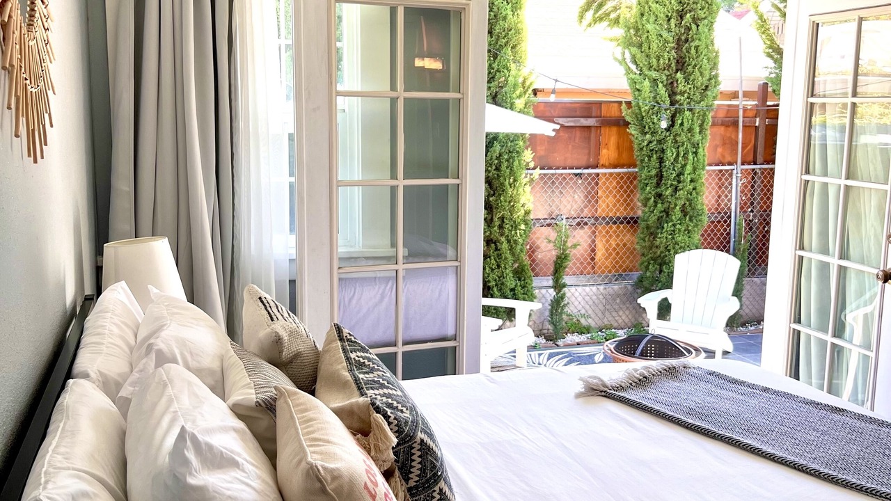 Photo of Bedroom in Hollywood