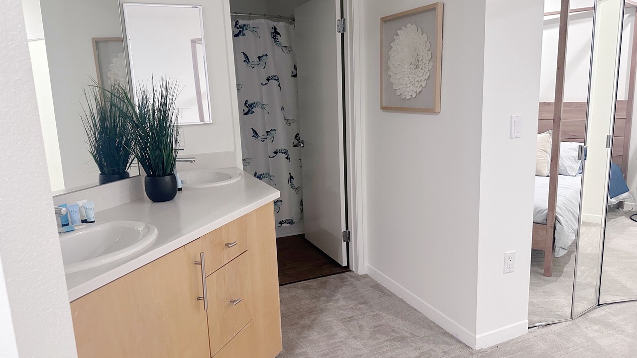 Photo of Bathroom in Marina Peninsula
