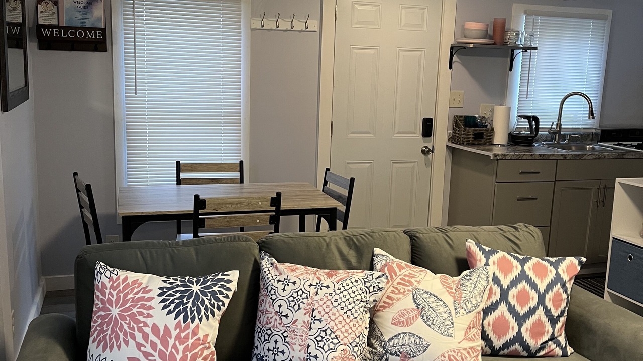 Photo of Livingroom in Geneva-on-the-Lake