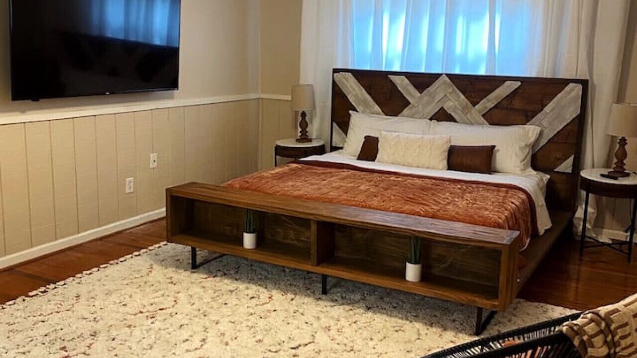Photo of Bedroom in Crestline Heights
