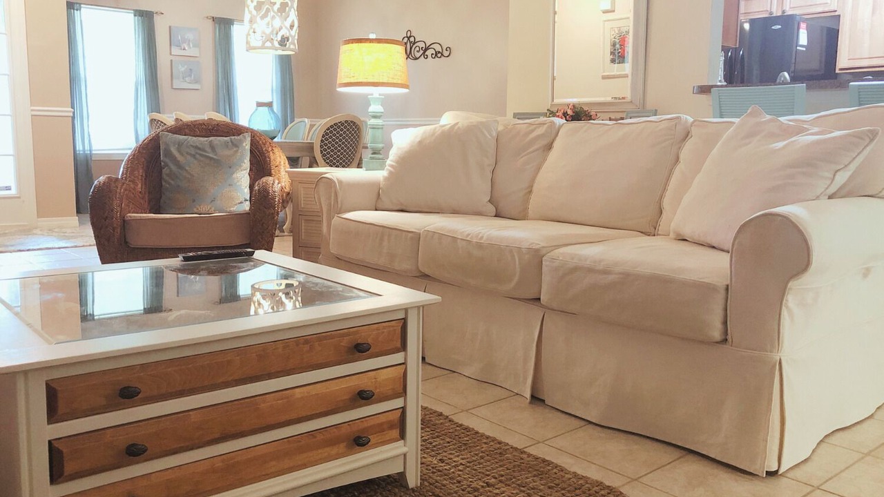 Photo of Livingroom in Gulf Breeze