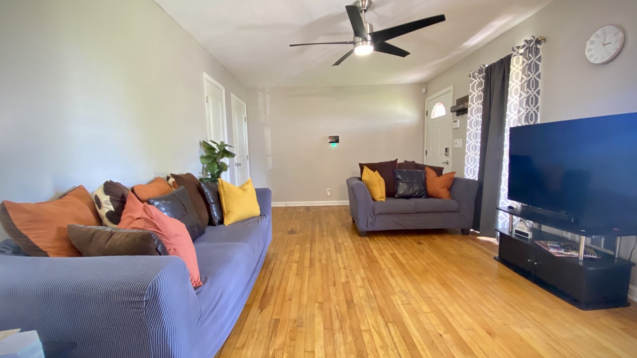 Photo of Livingroom in Tuscaloosa