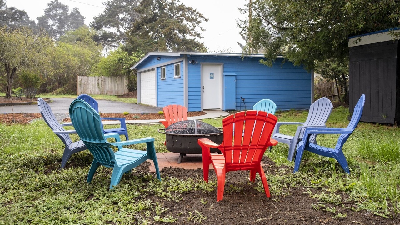 Photo of Others in Fort Bragg