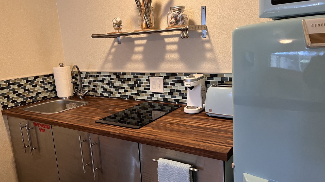 Photo of Kitchen in The Movie Colony