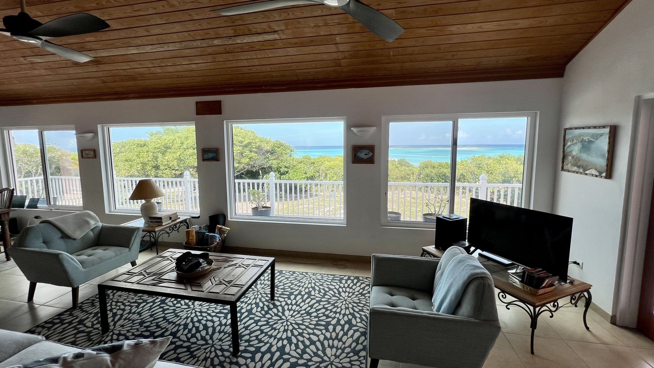 Photo of Livingroom in Clarence Town