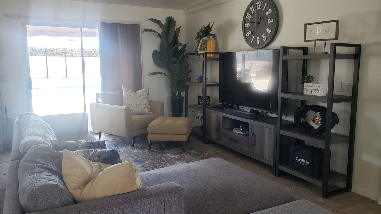 Photo of Livingroom in Lake Havasu City