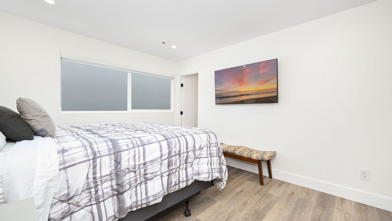 Photo of Bedroom in Balboa Island