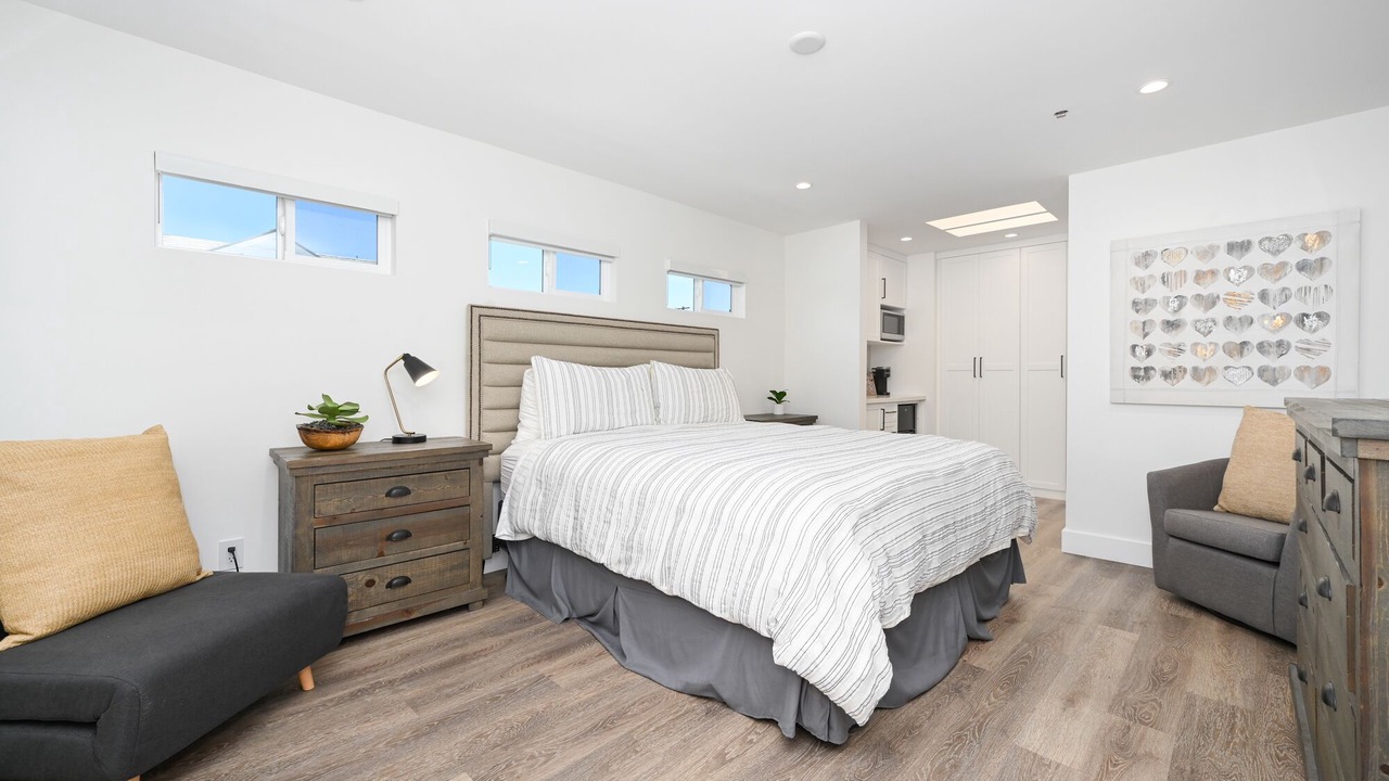 Photo of Bedroom in Balboa Island