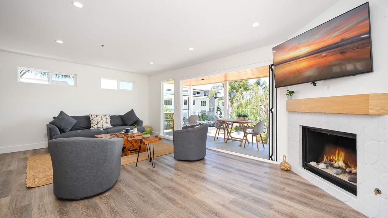 Photo of Livingroom in Balboa Island