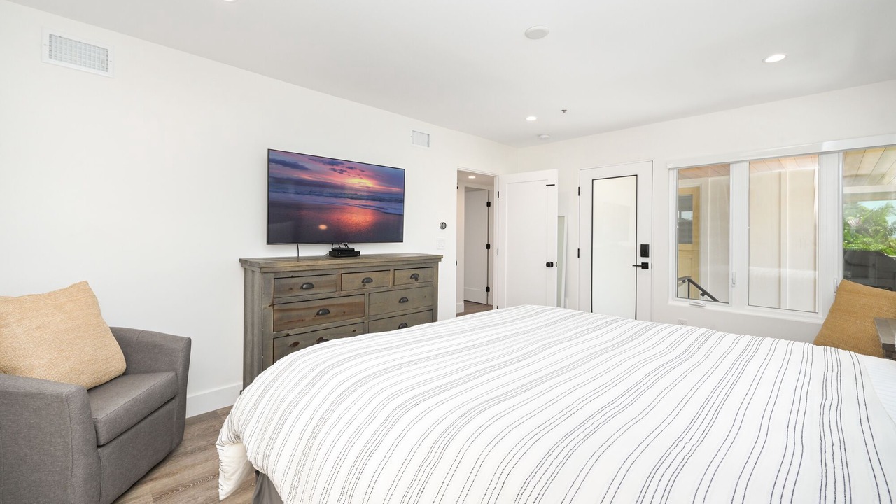 Photo of Bedroom in Balboa Island