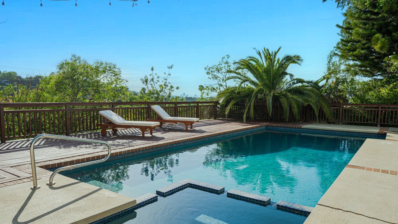 Photo of Outdoor in Studio City