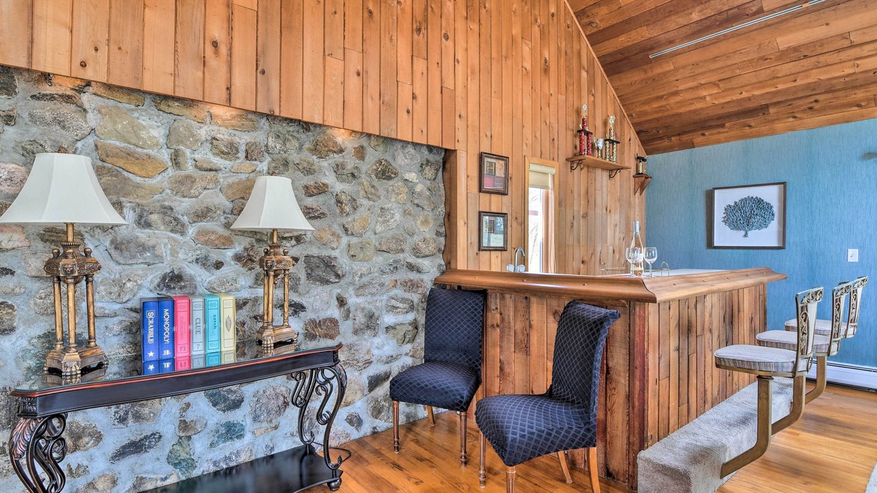 Photo of Bedroom in Monroe