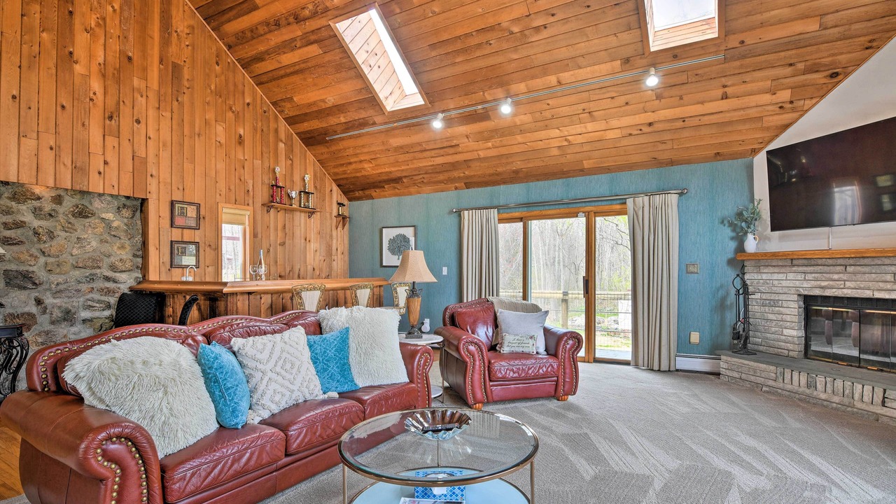 Photo of Livingroom in Monroe