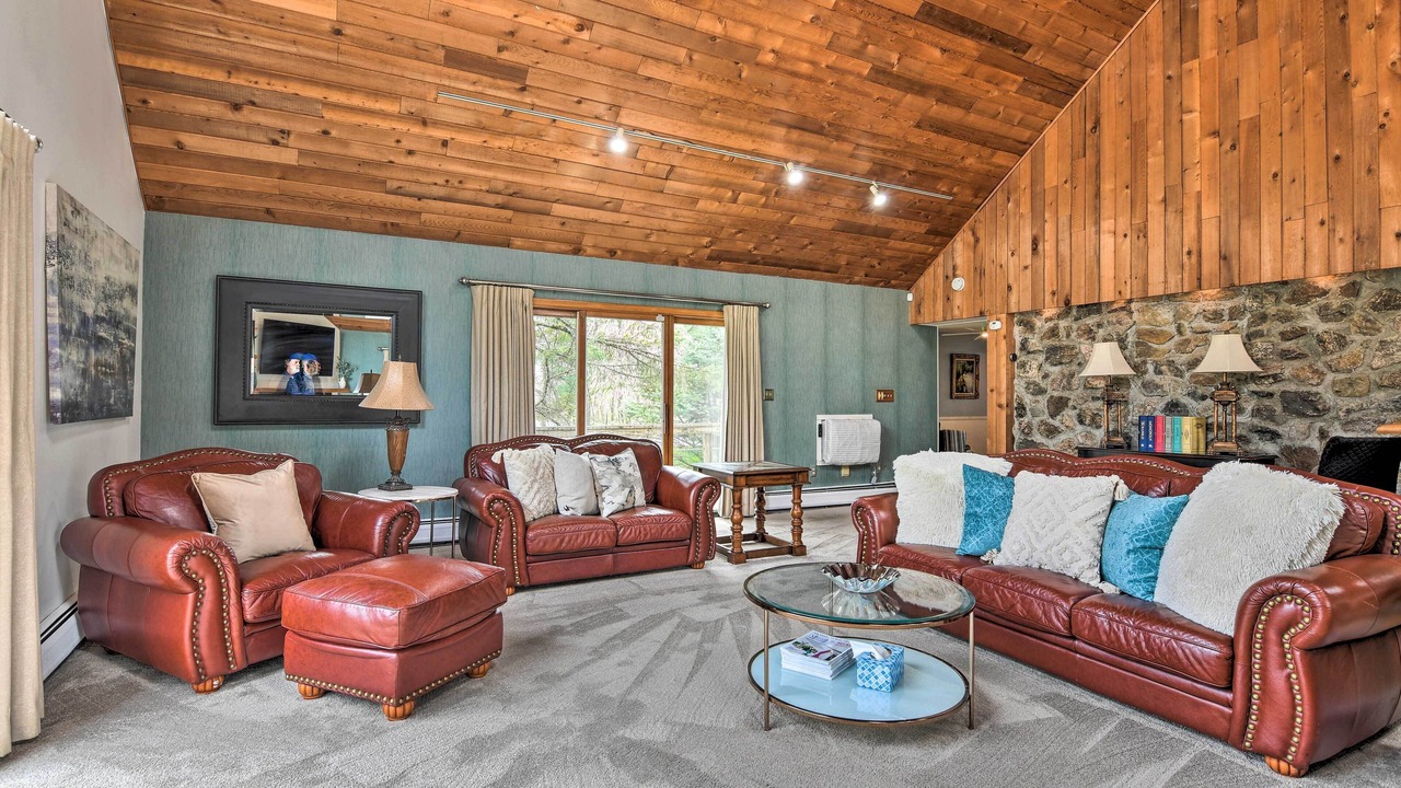 Photo of Bedroom in Monroe
