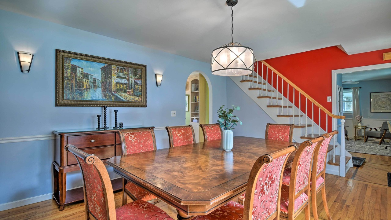Photo of Livingroom in Monroe