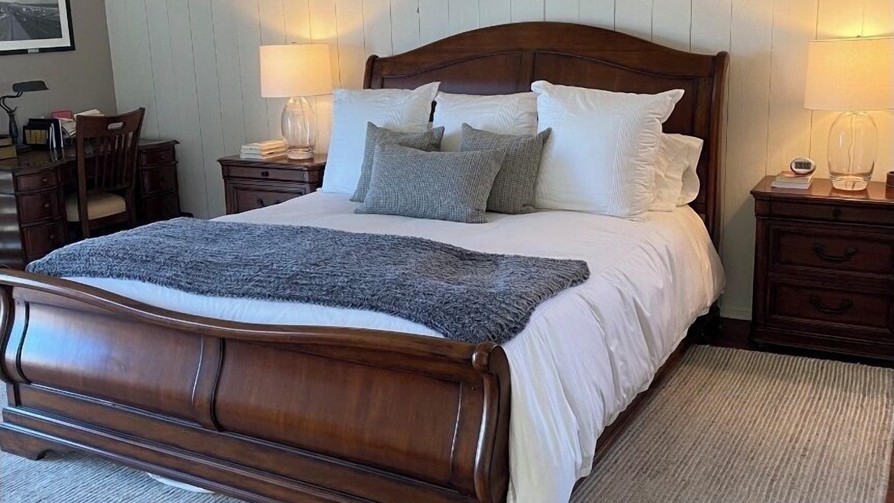 Photo of Bedroom in Western Malibu